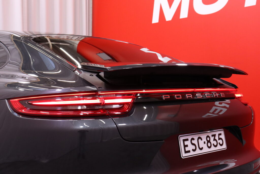 tuotekuva-Porsche-Panamera-ESC-835-2026-03-19-154505-40 tuotekuva-Porsche-Panamera-ESC-835-2026-03-19-154505-40
