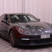 Porsche - Panamera - 4 E-Hybrid // Sport Chrono / PASM / Bose Premium / Panoraama / 360° kamera / Muistinahat // - Sedan