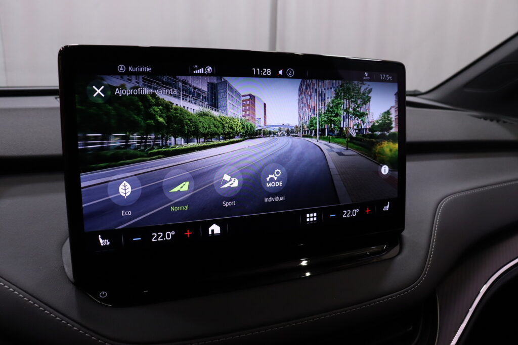 tuotekuva-Skoda-Enyaq-RVA-486-2026-03-19-133003-28 tuotekuva-Skoda-Enyaq-RVA-486-2026-03-19-133003-28