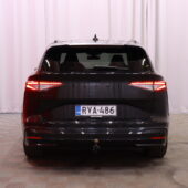 Skoda - Enyaq - 60 SportLine iV / 1.om Suomi-auto / ACC / 360-kamera / Crystal Lighting / Koukku / Sähköpenkki muistilla / Virtual Pedal / - Maastoauto