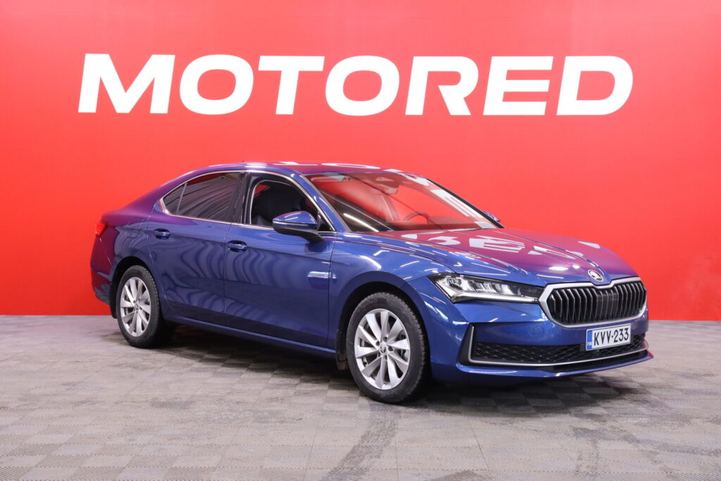 Skoda - Superb - 1.5 TSI eTEC Selection DSG Autom // Webasto / Adapt. vakkari / LED / Kamera / Carplay / Digimittaristo / - Sedan