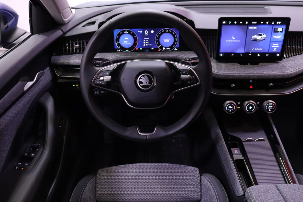 tuotekuva-Skoda-Superb-KVV-233-2026-03-02-140605-20 tuotekuva-Skoda-Superb-KVV-233-2026-03-02-140605-20