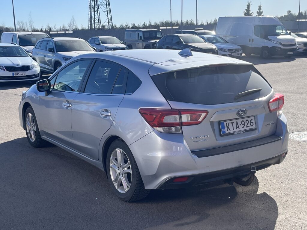 Subaru - Impreza - 1,6i Active CVT Subaru - Impreza - 1,6i Active CVT - Viistoperä