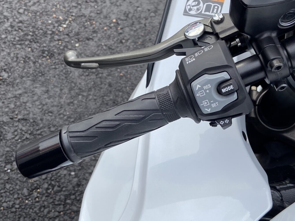 Suzuki - GSX - 1300R Hayabusa // Akrapovic / Suomi-pyörä / Huoltokirja / LC / TC / Cruise / Nyt on hieno! // Suzuki - GSX - 1300R Hayabusa // Akrapovic / Suomi-pyörä / Huoltokirja / LC / TC / Cruise / Nyt on hieno! // - Moottoripyörä