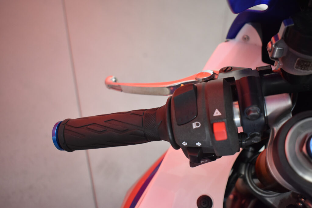 tuotekuva-Suzuki-GSX-R-VV-490-2026-03-23-163104-17 tuotekuva-Suzuki-GSX-R-VV-490-2026-03-23-163104-17