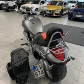 Suzuki - INTRUDER - M1800R // Cobra Putkisto / Huoltokirja / Sissybar // - Moottoripyörä