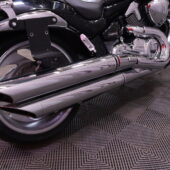 Suzuki - INTRUDER - M1800R // Juuri saapunut / Huoltokirja / Sivulaukut / Sissybar / Suomi-Pyörä // - Moottoripyörä