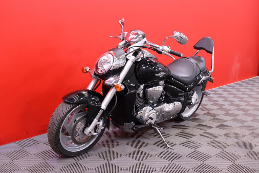 Suzuki - INTRUDER - M1800R // Juuri saapunut / Huoltokirja / Sivulaukut / Sissybar / Suomi-Pyörä // Suzuki - INTRUDER - M1800R // Juuri saapunut / Huoltokirja / Sivulaukut / Sissybar / Suomi-Pyörä // - Moottoripyörä