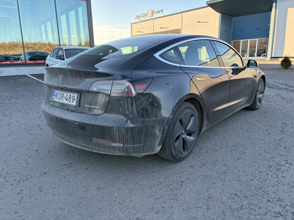 Tesla - Model 3 - Long-Range Dual Motor AWD Tesla - Model 3 - Long-Range Dual Motor AWD - Sedan