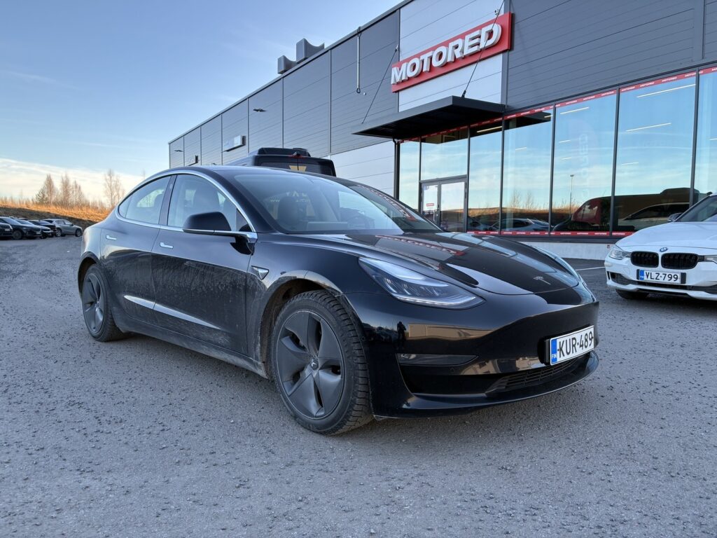 Tesla - Model 3 - Long-Range Dual Motor AWD Tesla - Model 3 - Long-Range Dual Motor AWD - Sedan