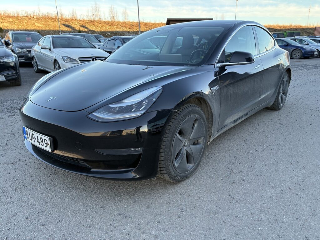 Tesla - Model 3 - Long-Range Dual Motor AWD Tesla - Model 3 - Long-Range Dual Motor AWD - Sedan