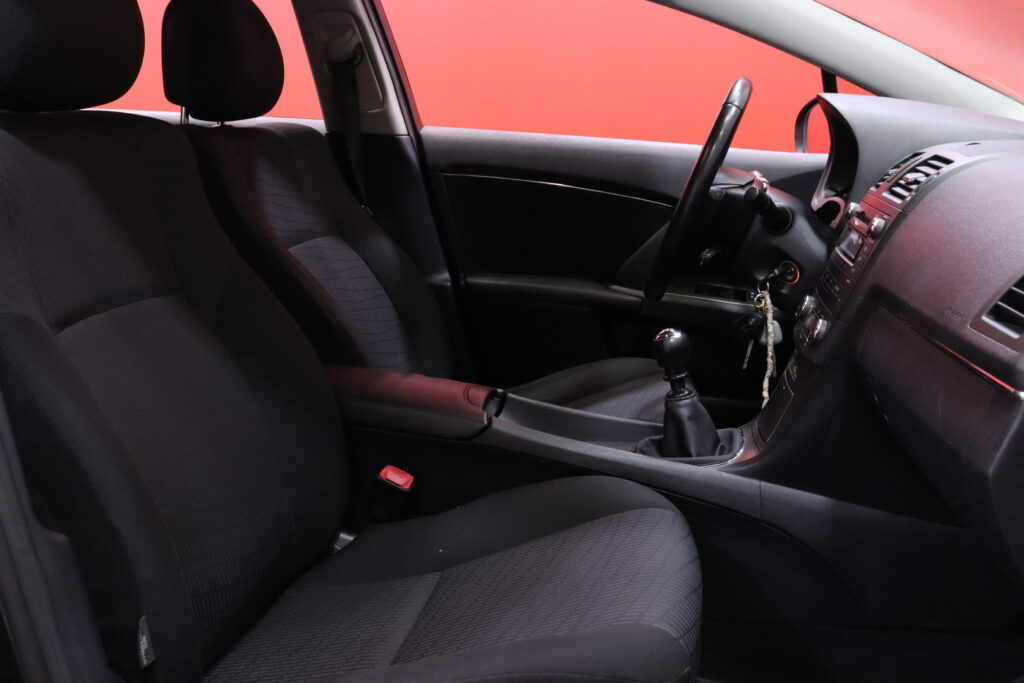 Toyota - Avensis - 1,8 Valvematic Linea Sol Wagon Business // Juuri katsastettu / Edullista ajoa / Vakionopeudensäädin / / Toyota - Avensis - 1,8 Valvematic Linea Sol Wagon Business // Juuri katsastettu / Edullista ajoa / Vakionopeudensäädin / / - Farmari