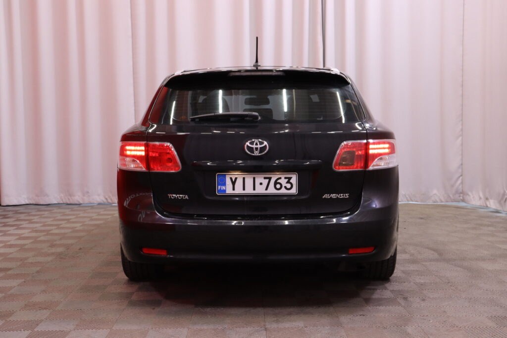 Toyota - Avensis - 1,8 Valvematic Linea Sol Wagon Business // Juuri katsastettu / Edullista ajoa / Vakionopeudensäädin / / Toyota - Avensis - 1,8 Valvematic Linea Sol Wagon Business // Juuri katsastettu / Edullista ajoa / Vakionopeudensäädin / / - Farmari