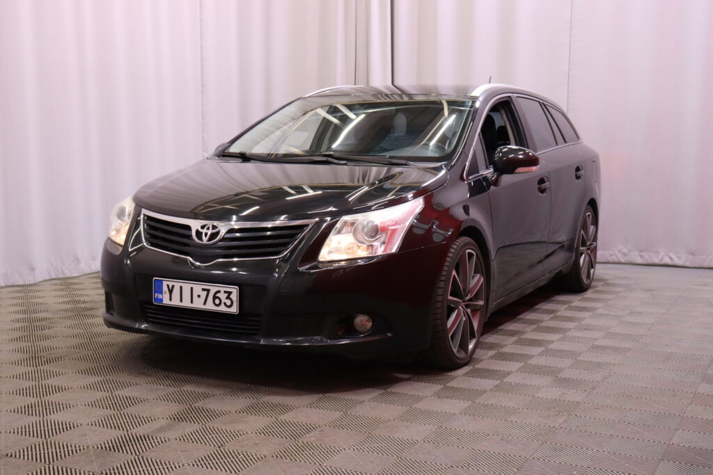 Toyota - Avensis - 1,8 Valvematic Linea Sol Wagon Business // Juuri katsastettu / Edullista ajoa / Vakionopeudensäädin / / Toyota - Avensis - 1,8 Valvematic Linea Sol Wagon Business // Juuri katsastettu / Edullista ajoa / Vakionopeudensäädin / / - Farmari