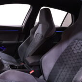 Volkswagen - Golf - First Edition R-Line 1,5 eTSI 110 kW (MHEV) DSG-automaatti // Webasto / Suomi-auto / Keyless / Digimittari / - Viistoperä