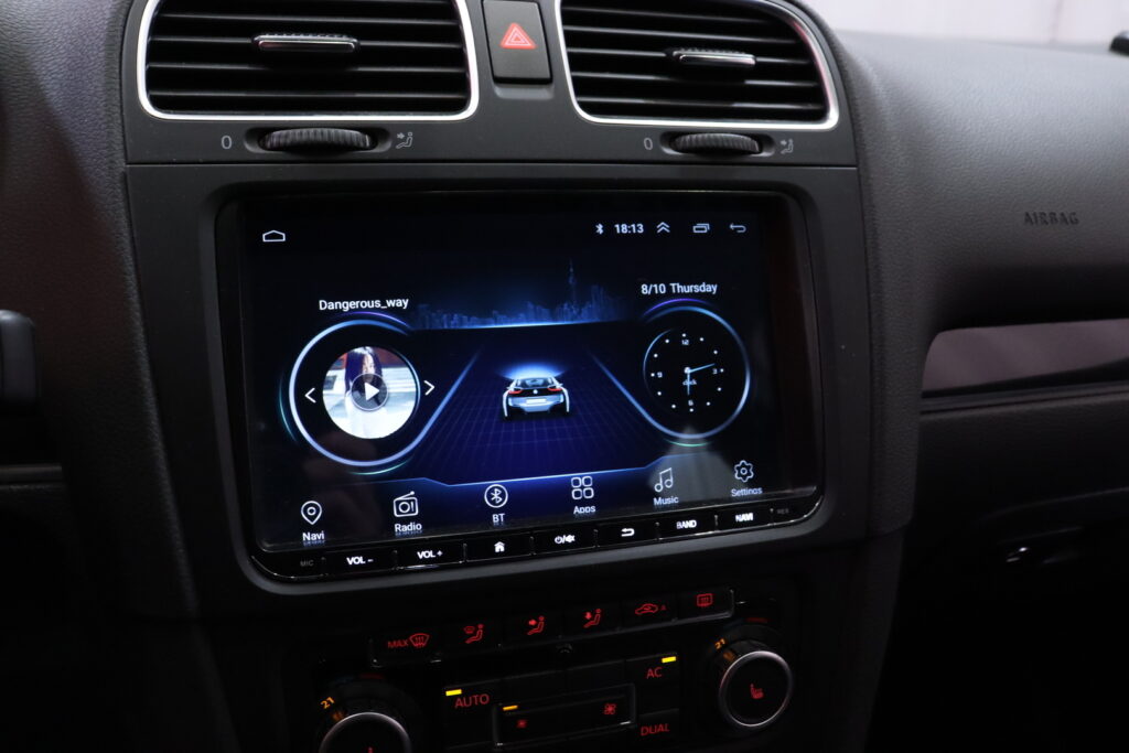 tuotekuva-Volkswagen-Golf-ZOB-158-2026-03-27-094839-16 tuotekuva-Volkswagen-Golf-ZOB-158-2026-03-27-094839-16