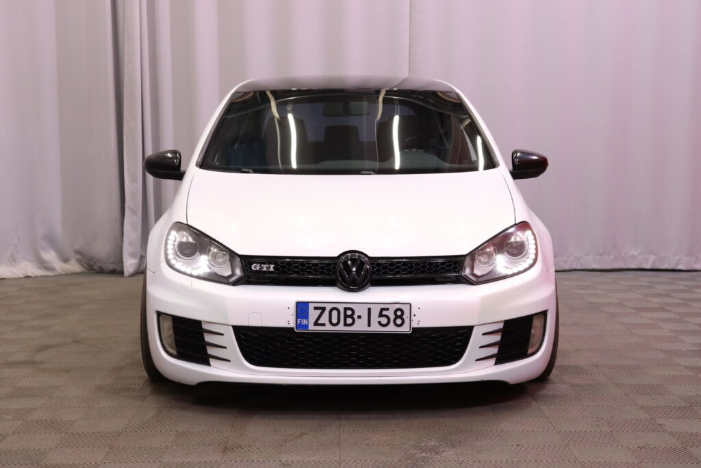 Volkswagen - Golf - GTI 2,0 155 kW (210 hv) 4-ovinen // Myydään huutokaupat. com // Volkswagen - Golf - GTI 2,0 155 kW (210 hv) 4-ovinen // Myydään huutokaupat. com // - Viistoperä