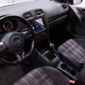 Volkswagen - Golf - GTI 2,0 155 kW (210 hv) 4-ovinen // Myydään huutokaupat. com // - Viistoperä