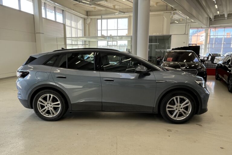 Volkswagen - ID.4 - Pro 150 kW, akku 82 kWh // 360° kamera / ACC / Digimittaristo / Lämpöpumppu / Keyless / Kaistavahti / - Maastoauto