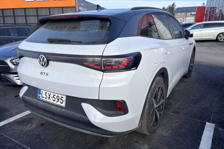 Volkswagen - ID.4 - GTX Dual Motor AWD, akku 77 kWh // JUURI SAAPUNUT - Maastoauto