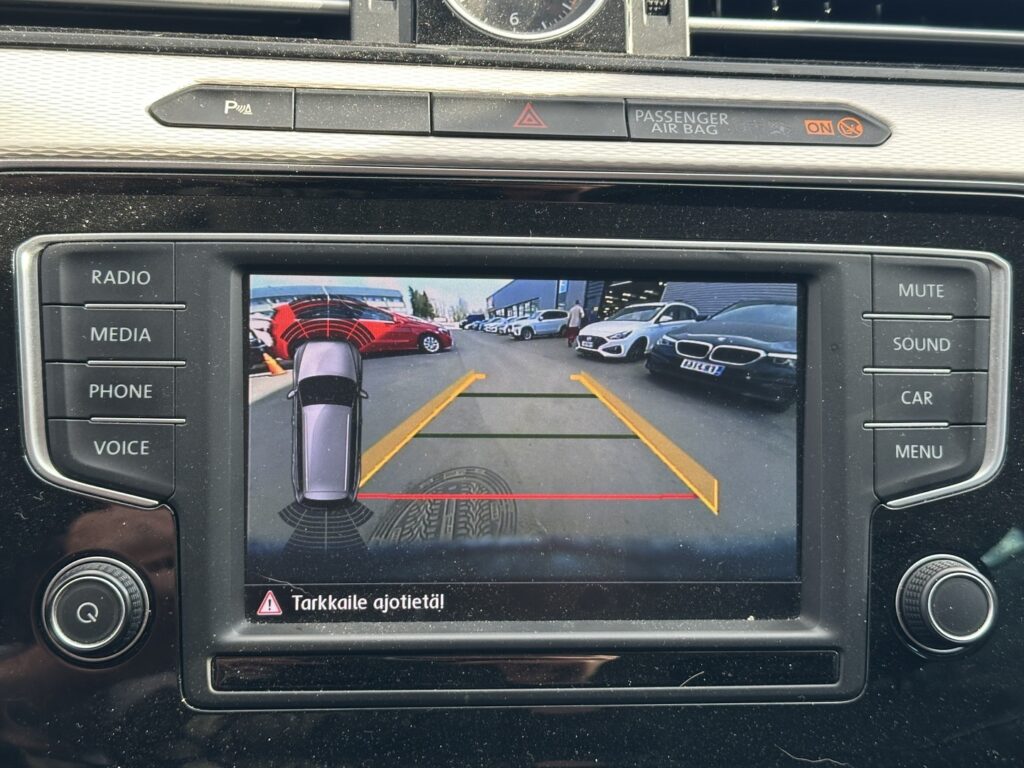 Volkswagen - Passat - Variant GTE Plug-In Hybrid 160 kW (218 hv) DSG-automaatti / ACC / Webasto / Koukku / Kamera / LED / CarPlay / Volkswagen - Passat - Variant GTE Plug-In Hybrid 160 kW (218 hv) DSG-automaatti / ACC / Webasto / Koukku / Kamera / LED / CarPlay / - Farmari