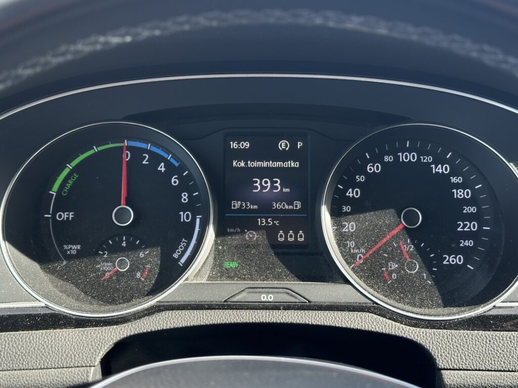 Volkswagen - Passat - Variant GTE Plug-In Hybrid 160 kW (218 hv) DSG-automaatti / ACC / Webasto / Koukku / Kamera / LED / CarPlay / Volkswagen - Passat - Variant GTE Plug-In Hybrid 160 kW (218 hv) DSG-automaatti / ACC / Webasto / Koukku / Kamera / LED / CarPlay / - Farmari