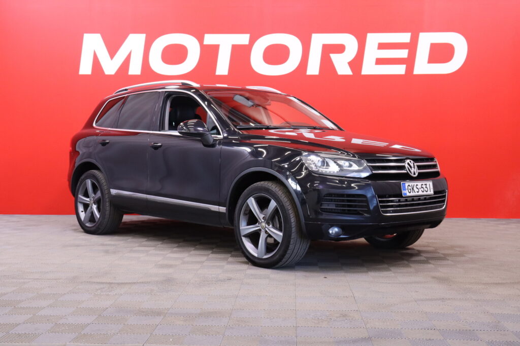 Volkswagen - Touareg - 3,0 V6 TDI 4MOTION BlueMotion Technology Tiptronic-automaatti // Webasto / Vakkari / Sähköpenkit muistilla // - Maastoauto