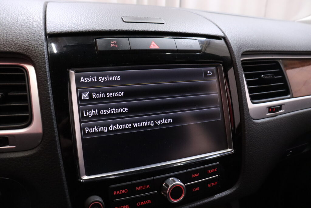 tuotekuva-Volkswagen-Touareg-GKS-531-2026-03-27-095031-21 tuotekuva-Volkswagen-Touareg-GKS-531-2026-03-27-095031-21