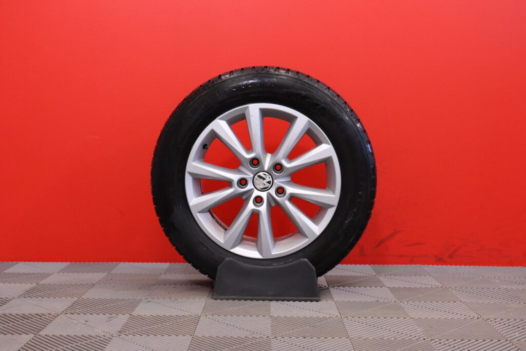 tuotekuva-Volkswagen-Touareg-GKS-531-2026-03-27-095031-26 tuotekuva-Volkswagen-Touareg-GKS-531-2026-03-27-095031-26