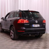 Volkswagen - Touareg - 3,0 V6 TDI 4MOTION BlueMotion Technology Tiptronic-automaatti // Webasto / Vakkari / Sähköpenkit muistilla // - Maastoauto