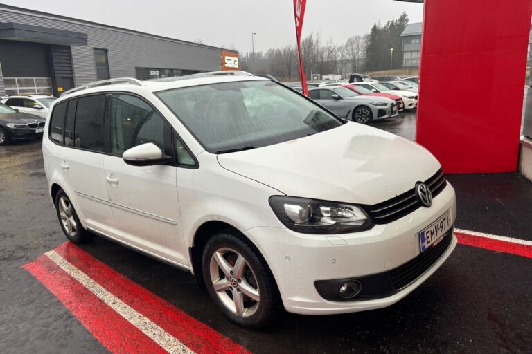 Volkswagen - Touran - Highline 1,4 TSI 103 kW (140 hv) DSG-automaatti // 7-paikkanen / Xenon. /Juuri saapunut // - Tila-auto