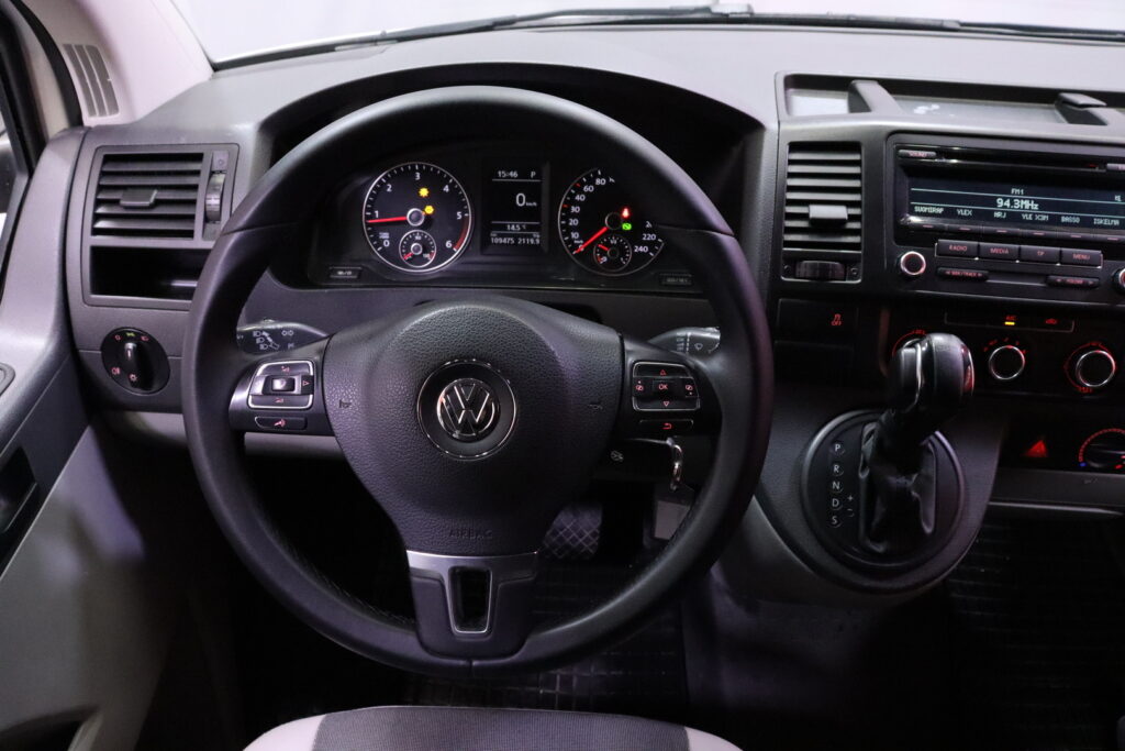 Volkswagen - Transporter - umpipakettiauto 2,0 TDI 103 kW DSG BlueMotionTechnology // Webasto / Koukku / Bi-Xenon / Penkilämmitin // Volkswagen - Transporter - umpipakettiauto 2,0 TDI 103 kW DSG BlueMotionTechnology // Webasto / Koukku / Bi-Xenon / Penkilämmitin // - Pakettiauto