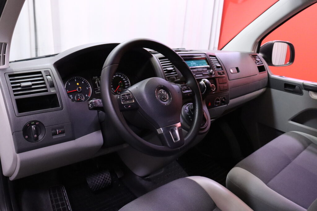 Volkswagen - Transporter - umpipakettiauto 2,0 TDI 103 kW DSG BlueMotionTechnology // Webasto / Koukku / Bi-Xenon / Penkilämmitin // Volkswagen - Transporter - umpipakettiauto 2,0 TDI 103 kW DSG BlueMotionTechnology // Webasto / Koukku / Bi-Xenon / Penkilämmitin // - Pakettiauto