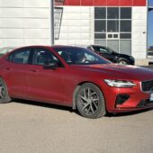 Volvo - S60 - T8 TwE AWD Business R-Design aut // HUD / Harman/Kardon / 360º / Carplay / LED / Blis / Navi // - Sedan