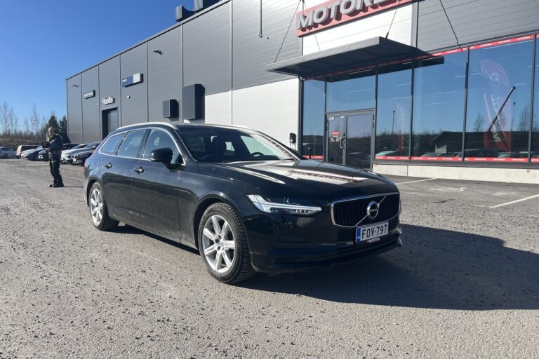 Volvo - V90 - D3 Momentum aut - Farmari