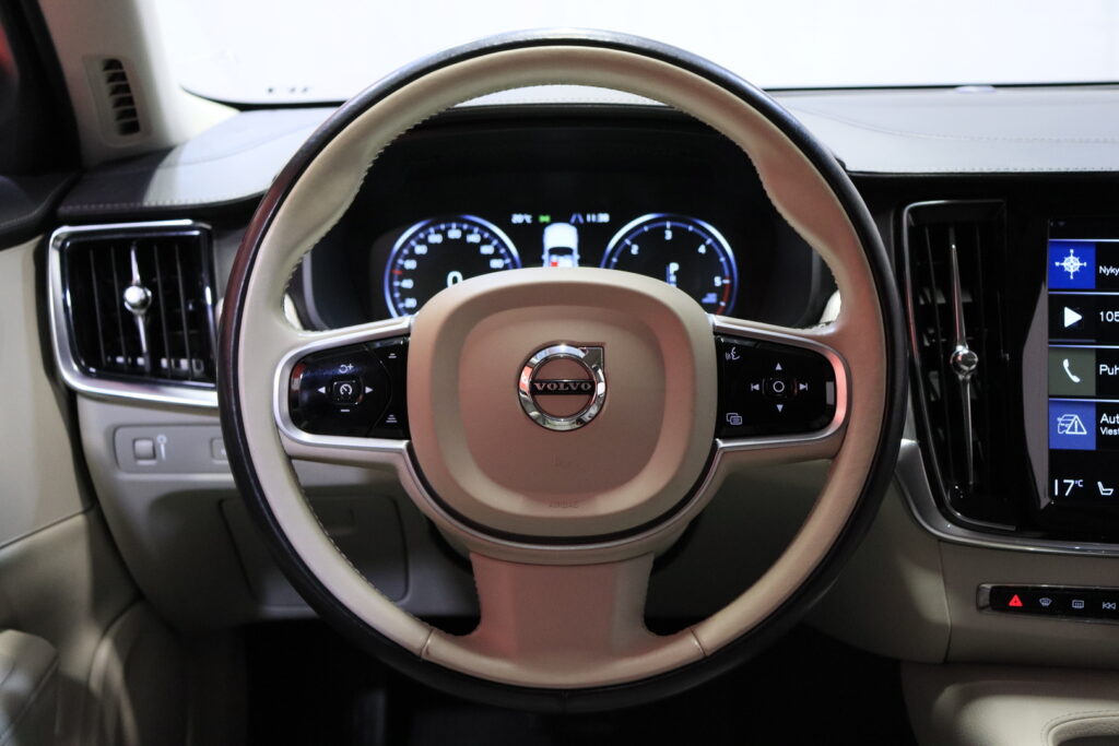 tuotekuva-Volvo-V90-JLA-658-2026-02-06-120103-15 tuotekuva-Volvo-V90-JLA-658-2026-02-06-120103-15