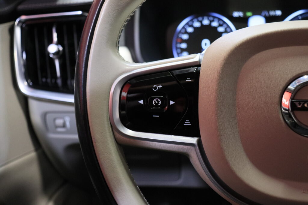 tuotekuva-Volvo-V90-JLA-658-2026-02-06-120103-16 tuotekuva-Volvo-V90-JLA-658-2026-02-06-120103-16