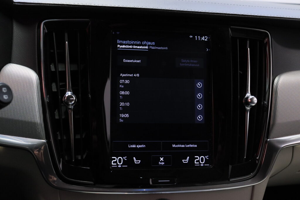 tuotekuva-Volvo-V90-JLA-658-2026-02-06-120103-24 tuotekuva-Volvo-V90-JLA-658-2026-02-06-120103-24