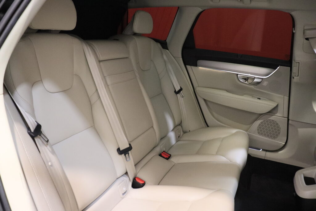 tuotekuva-Volvo-V90-JLA-658-2026-02-06-120103-29 tuotekuva-Volvo-V90-JLA-658-2026-02-06-120103-29