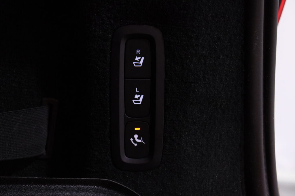 tuotekuva-Volvo-V90-JLA-658-2026-02-06-120103-33 tuotekuva-Volvo-V90-JLA-658-2026-02-06-120103-33