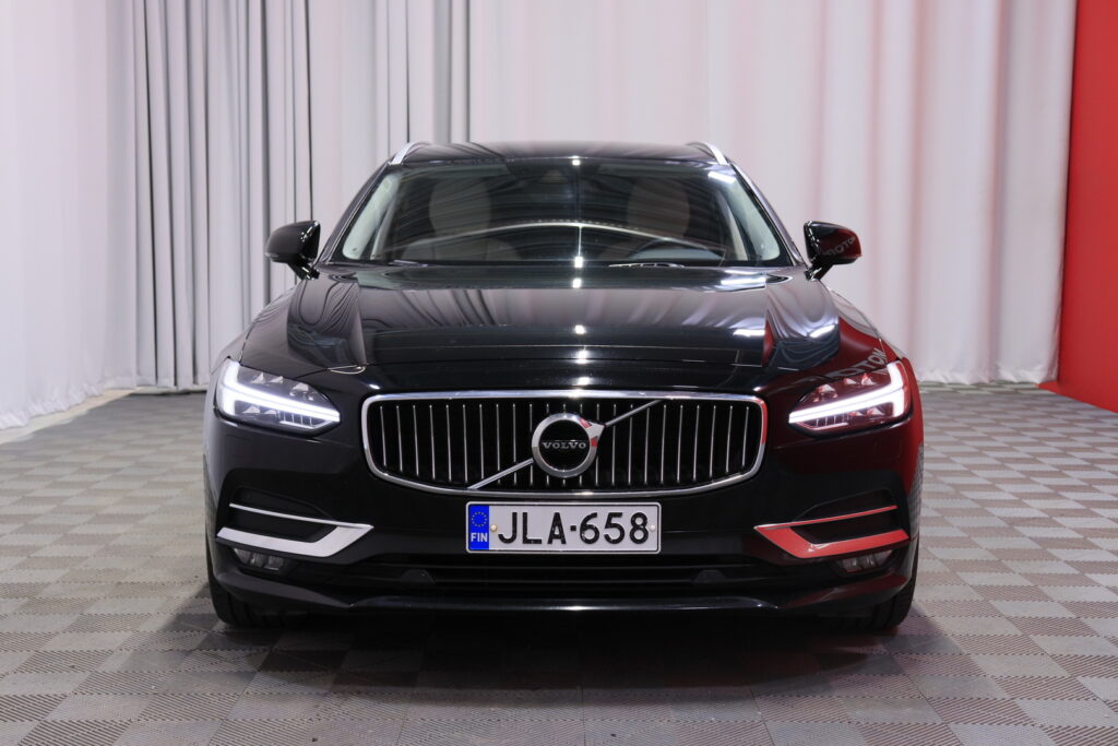 Volvo - V90 - D4 AWD Business Inscription aut Volvo - V90 - D4 AWD Business Inscription aut - Farmari