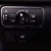 Volvo - XC60 - D4 AWD Momentum aut // Webasto / Vakkari / Koukku / Tutkat / 2x renkaat // - Maastoauto