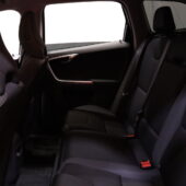 Volvo - XC60 - D4 AWD Momentum aut // Webasto / Vakkari / Koukku / Tutkat / 2x renkaat // - Maastoauto