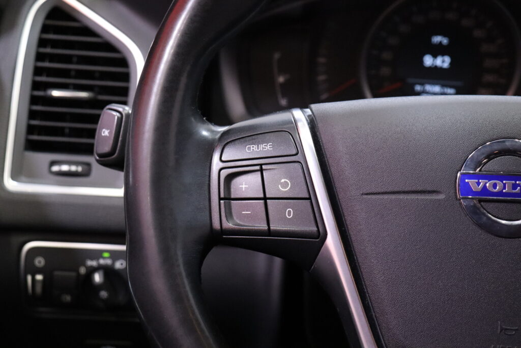 tuotekuva-Volvo-XC60-ILM-869-2026-03-19-164103-16 tuotekuva-Volvo-XC60-ILM-869-2026-03-19-164103-16