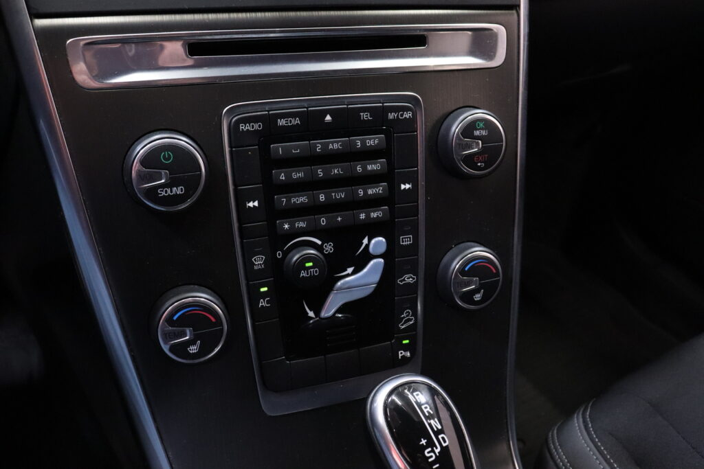 tuotekuva-Volvo-XC60-ILM-869-2026-03-19-164103-19 tuotekuva-Volvo-XC60-ILM-869-2026-03-19-164103-19