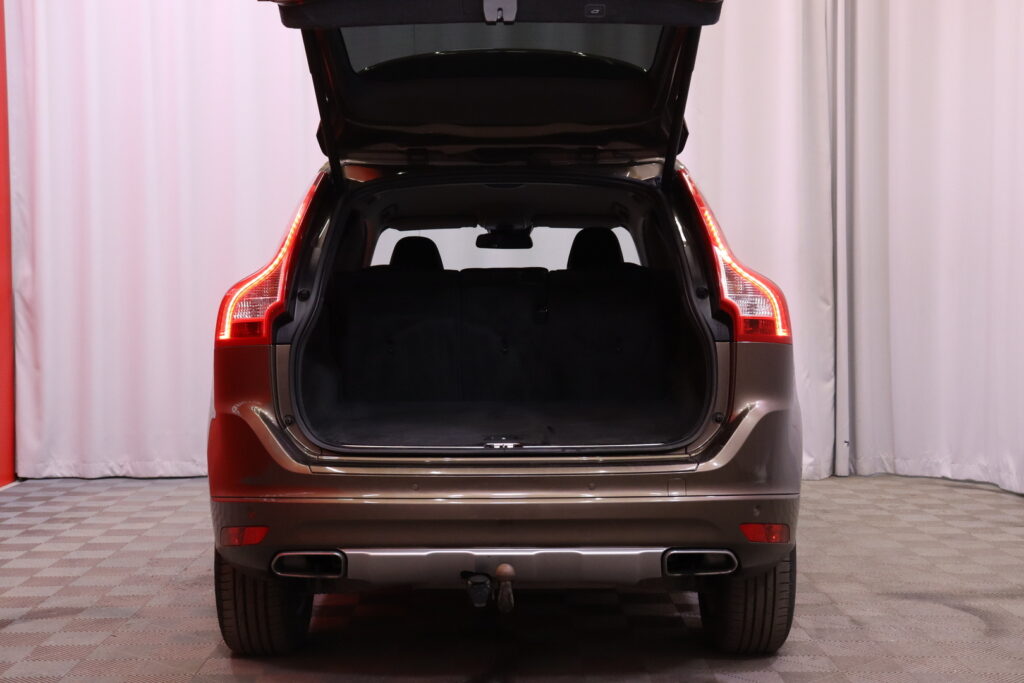 tuotekuva-Volvo-XC60-ILM-869-2026-03-19-164103-23 tuotekuva-Volvo-XC60-ILM-869-2026-03-19-164103-23