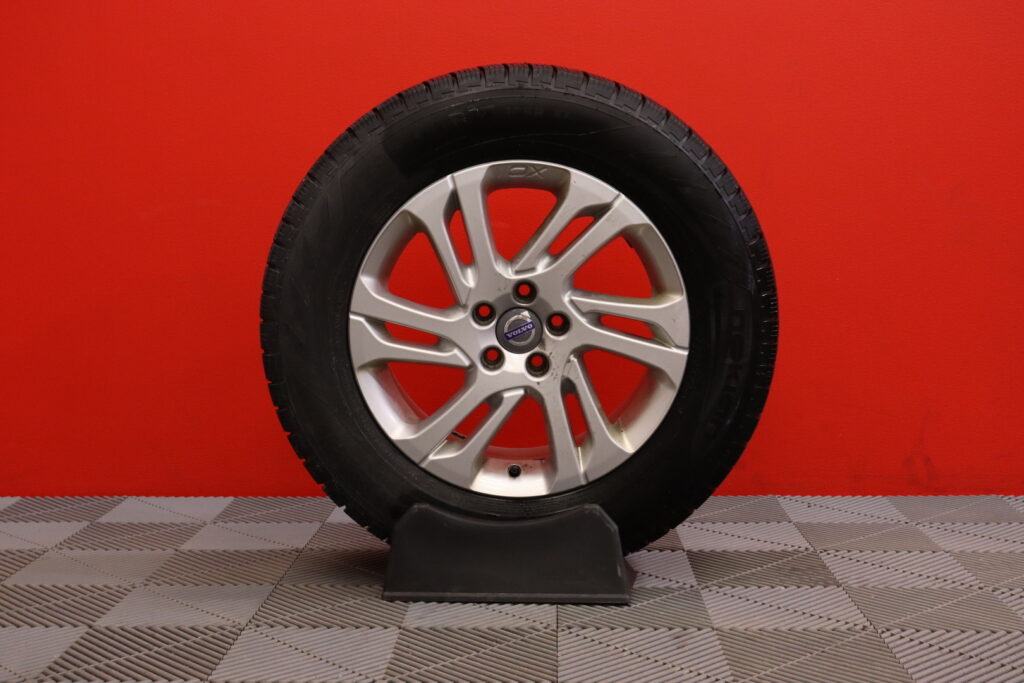 tuotekuva-Volvo-XC60-ILM-869-2026-03-19-164103-24 tuotekuva-Volvo-XC60-ILM-869-2026-03-19-164103-24