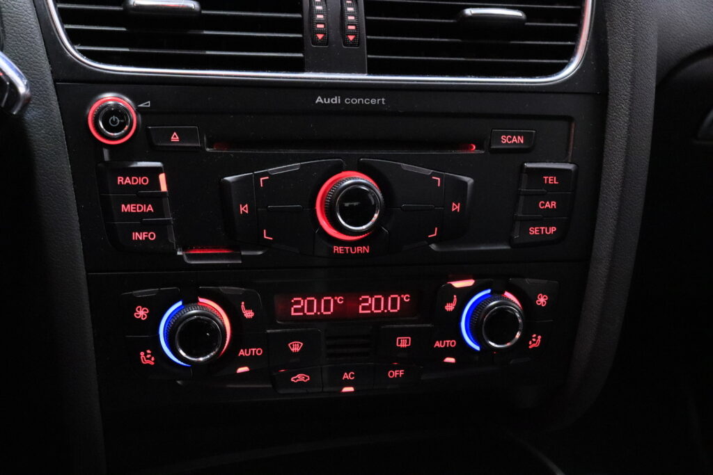 tuotekuva-Audi-A4-GIJ-238-2026-04-02-110554-32 tuotekuva-Audi-A4-GIJ-238-2026-04-02-110554-32