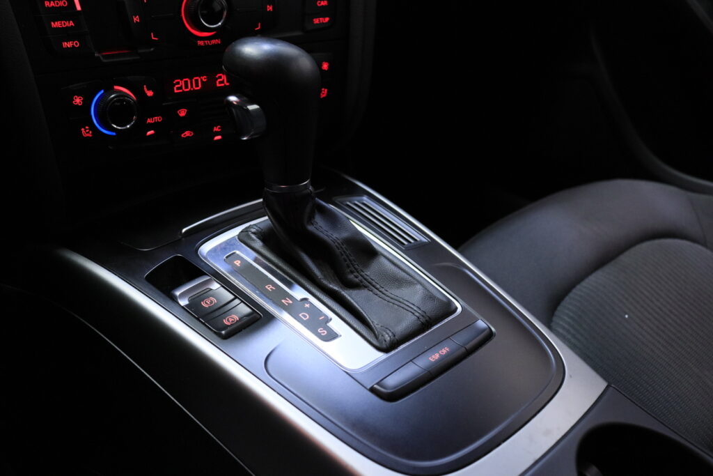 tuotekuva-Audi-A4-GIJ-238-2026-04-02-110554-33 tuotekuva-Audi-A4-GIJ-238-2026-04-02-110554-33