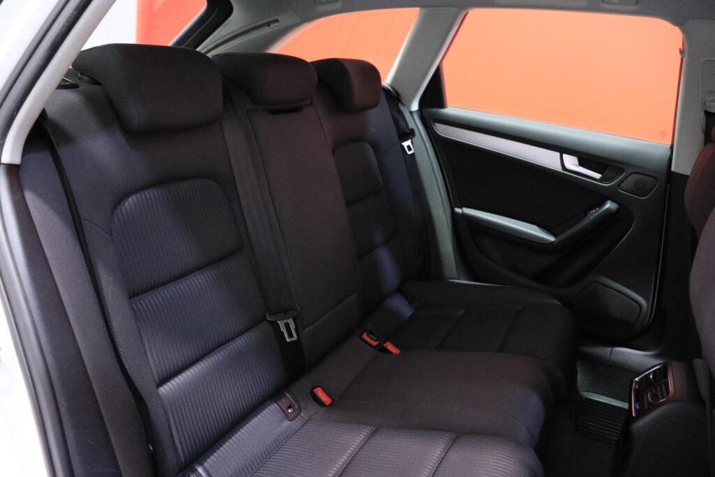 tuotekuva-Audi-A4-GIJ-238-2026-04-02-110554-34 tuotekuva-Audi-A4-GIJ-238-2026-04-02-110554-34